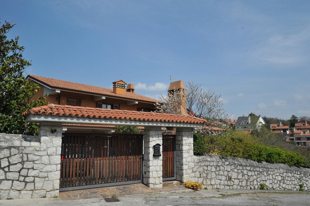 Bonavia B&B Sistiana Bagian luar foto